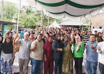 Anggota DPRD Medan, Lailatul Badri saat
sosperda produk hukum Pemko Medan
Perda No 7 Tahun 2024 tentang Perubahan atas Perda No 6 Tahun 2015 di Medan Deli. (Foto Ist)