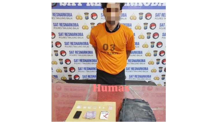 Pelaku ES dan barang bukti 