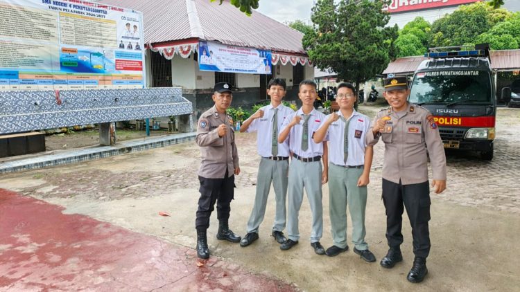 Personil Sat Binmas Polres Pematangsiantar Laksanakan Sambang Kamtibmas dan Silahturahmi kepada anak sekolah