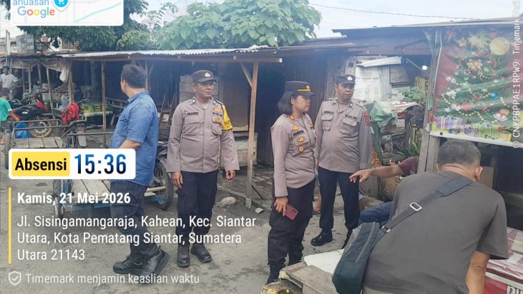 Kapolseķ Siantar Utara AKP Jahrona Sinaga SH didampingi Kanit Intel IPDA M. Rudi H. Nasution SH beserta anggota saat lakukan pengecekan dan tidak temukan narkoba