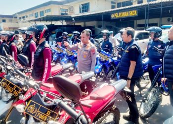 Kapolrestabes Medan Kombes Pol Dr Jean Calvijn SIK MH memaparkan keberhasilan personel mengungkap kasus 8 gudang penampungan motor (Foto Ist)