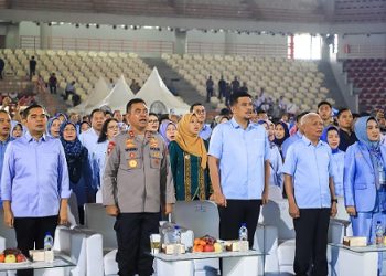 Wali Kota Pematangsiantar Wesly Silalahi SH MKn diwakili Wakil Wali Kota Herlina menghadiri peringatan Hari Buruh Internasional (May Day) 2026 di Gedung Serbaguna Pemprov Sumut