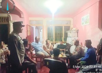 Piket Pawas IPDA VH. Damanik bersama Ka. SPKT AIPTU Erikson Siahaan dan Bhabinkamtibmas AIPTU Hotlan Damanik respon cepat lakukan pengecekan TKP laporan warga Jalan Sungkit