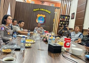 Kapolres Simalungun AKBP Marganda Aritonang, S.H., S.I.K., M.M Ikuti Rapat Internal Polri Bersama Seluruh Pejabat Utama Via Zoom Meeting