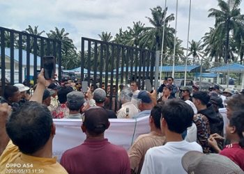 Polres Simalungun Pengamanan Unras Jilid II Kelompok Tani Plasma Tunas Malela ke PT Eastern Sumatera Indonesia