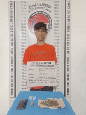 pelaku JGMS dan barang bukti diamankan Sat Resnarkoba Polres Pematangsiantar