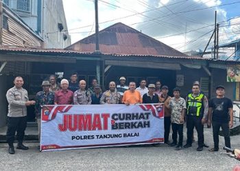 Polres Tanjung Balai Tampung Aspirasi Warga Kelurahan Pantai Burung di Warkop Pokok Jambu