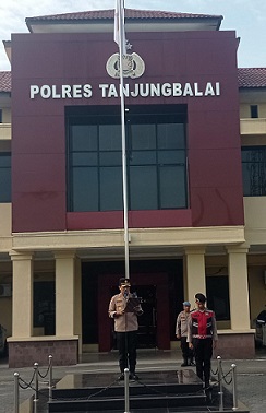 Wakapolres Tanjung Balai Kompol MP Pardede, SH Pimpin Apel Jam Pimpinan