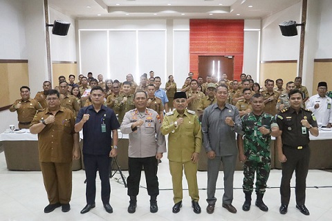 Kapolres Simalungun AKBP Marganda Aritonang, S.I.K. S.H. M.M Hadiri Rakor Forkopimda