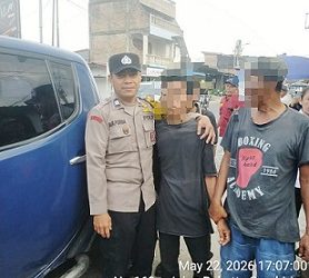 Bhabinkamtibmas Kelurahan Nagapitu AIPU Reynold Budiman Purba melakukan pendampingan warga bawa anaknya ke Pusat Rehabilitasi Sosial Yayasan Bethesda Dame