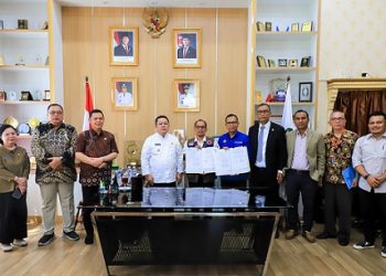 Laporan kegiatan: Wali Kota Pematangsiantar Wesly Silalahi SH MKn bersama Rektor Universitas Advent Surya Nusantara Pematangsiantar Penandatanganan MoU