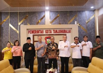 Plh Wali Kota Tanjung Balai Muhammad Fadly Abdina Terima Audiensi Panitia Hari Raya Waisak Kota Tanjung Balai