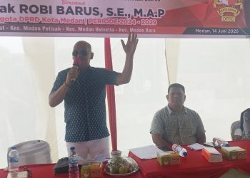 Anggota DPRD Kota Medan, Robi Barus saat Gelar sosper Peraturan Daerah (Perda) Kota Medan Nomor 6 Tahun 2023 tentang Penyelenggaraan Perlindungan Anak di Kecamatan Medan Helvetia. (Foto Ist)