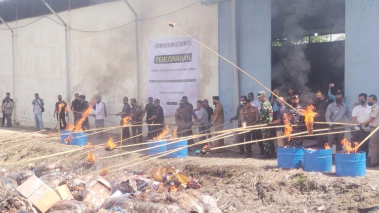 Kepabeanan BC Teluk Nibung Musnahkan BMMN
