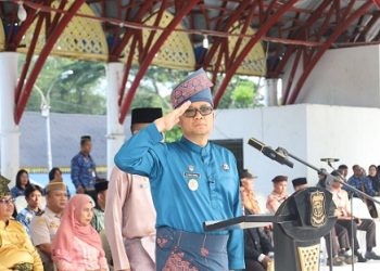 Plh Wali Kota Tanjung Balai Muhammad Fadly Abdina Berbusana Teluk Belanga Pimpin Upacara Hari Lahir Pancasila 2026