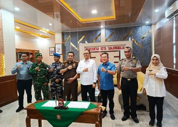 Ps. Kabagren AKP Basrun Siagian. Kehadiran AKP Basrun Hadiri Penandatanganan Kesepakatan Dukung SPMB Ramah 2026