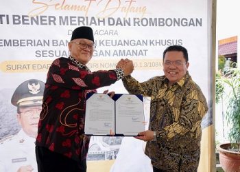 Wali Kota Pematangsiantar Wesly Silalahi SH MKn didampingi Ketua TP PKK Ny Liswati Wesly Silalahi menerima kunjungan Bupati Bener Meriah Ir H Tagore Abu Bakar