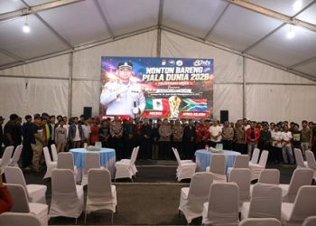 Kapolrestabes Medan, Kombes Pol. Dr. Jean Calvijn Simanjuntak menggelar Nobar Piala Dunia 2026. (Foto Ist)