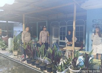 Personil Polsek Siantar Selatan cek TKP dugaan KDRT di Kompleks RSUD dr Djasamen Saragih