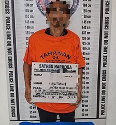 Terduga pelaku HRN dan barang bukti diamankan di Sat Resnarkoba Polres Pematangsiantar