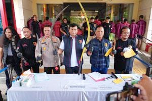 Paparan soal komplotan pelaku curas bermodus begal di Polda Sumut. (Foto Ist)