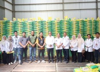 Wakil Wali Kota Tanjungbalai Muhammad Fadly Abdina bersama Tim TPID kunjungan ke gudang bulog Divre Asahan,