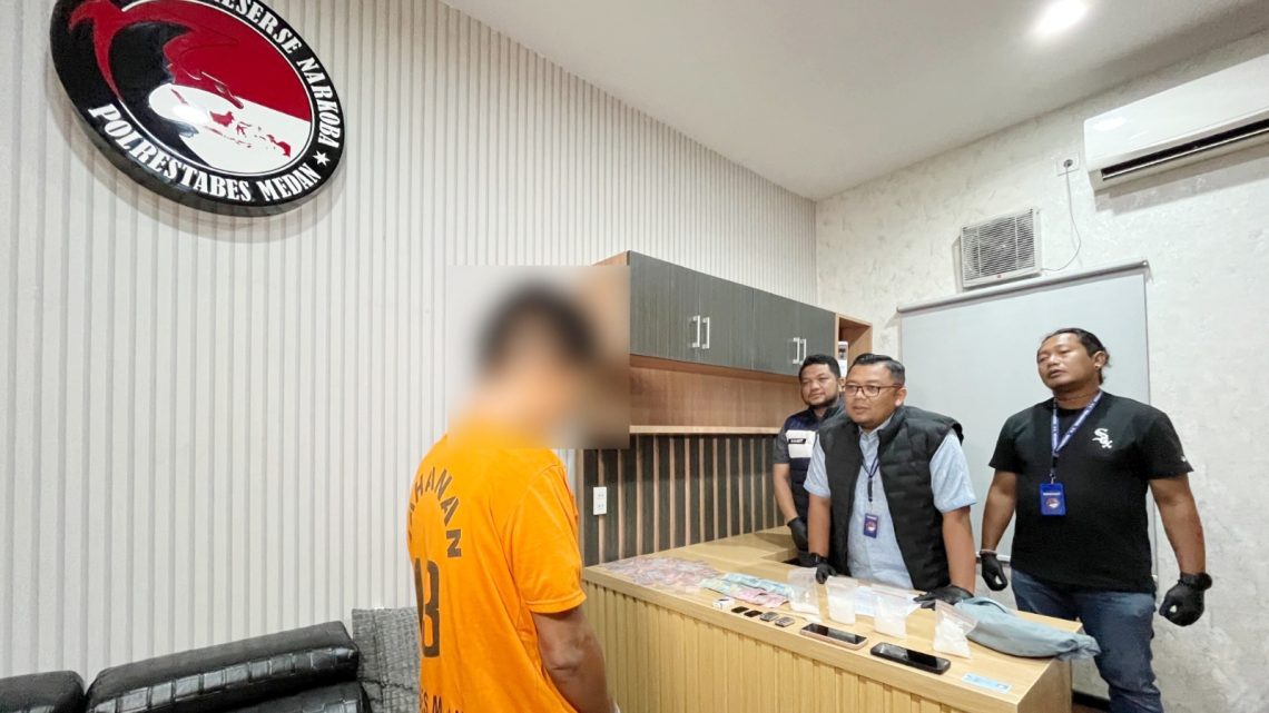 Pemasok sekaligus residivis narkoba yang ditangkap polisi. (Foto Ist)