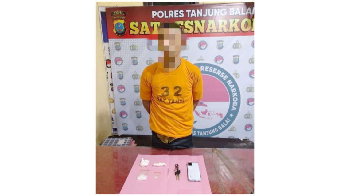 Tersangka SMF alias Fa beserta barang bukti sudah diamankan di Sat Resnarkoba Polres Tanjungbalai