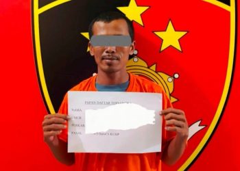 Supir angkot yang ditangkap Polres Dairi karena mencabuli anak dibawah umur. (Foto Ist)