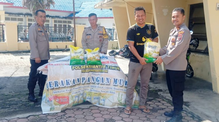 Kapolseķ Siantar Timur IPTU Edy J.J. Manalu SH. MH bersama personil gelar kegiatan GPM