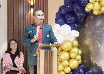Ketua Terpilih IDI Cabang Sianțar Simalungun, DR. dr Reinhard Hutahaean SpF SH MM MH MBA saat kata sambutan