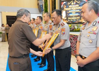 Polres Tanjungbalai Raih Penghargaan Pelayanan Prima dari Kapolda Sumut