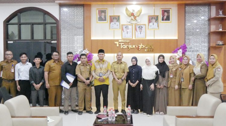 Wali Kota Tanjungbalai Mahyaruddin Salim terima Audiensi Tim Kemenkomdigi RI