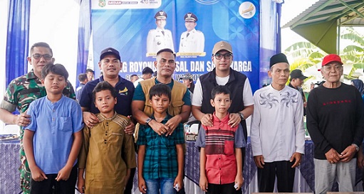 Anggota DPRD Kota Medan, Saipul Bahri mendampingi Wali Kota Medan Rico Tri Putra Bayu Waas dalam kegiatan Sapa Warga di Medan Labuhan. (Foto Ist)