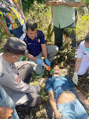 Jenajah korban JHS saat masih di TKP
