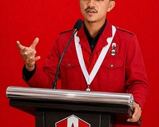 Damses Sianturi Ketua DPC GMNI Kota Medan. (Foto Ist)