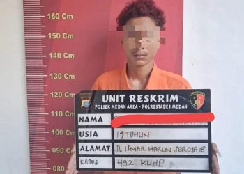 Polisi meringkus remaja berinisial RAH alias Parbot (19) yang merupakan pelaku aksi penggelapan sepeda motor modus bantuan karena kendaraan mogok. (Foto Ist)