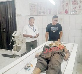 Jenajah James Silitonga saat diruangan jenajah RSUD dr Djasamen Saragih Kota Pematangsiantar