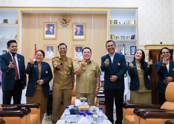 Wali Kota Pematangsiantar Wesly Silalahi SH MKn menyambut silaturahmi sekaligus audiensi Pengurus Cabang Terpilih Ikatan Dokter Indonesia (IDI) Pematangsiantar-Simalungun Masa Bakti 2025-2028.