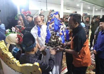 Kapolres Tanjungbalai AKBP Welman Feri, S.I.K., M.I.K Hadiri Penyambutan Upah-upah dan Tepung Tawar Danlanal TBA 
