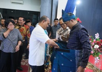 Pemko Tanjungbalai Gelar Upah-upah dan Tepung Tawar Danlanal TBA Letkol Laut (P) Sigit Ryanto
