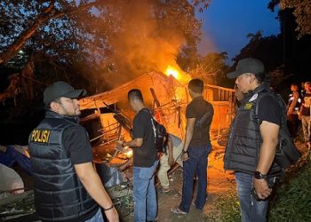 Area barak narkoba di kawasan Klambir V yang digerebek dan dibakar polisi. (Foto Ist)
