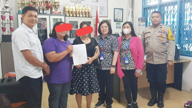 Kanit Reskrim IPDA Jaya Manihuruk SH respon cepat mediasi cekcok mulut di SD Kalam Kudus