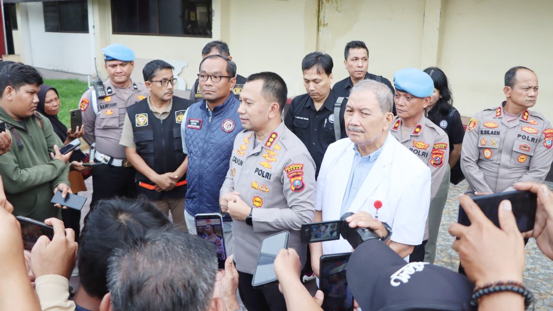 Dokter forensik RS Bhayangkara Medan, dr Mistar Ritonga, Sp.F(K), MH angkat bicara atas luka tembak pada tubuh Winda Lauren Gowasa (31) mantan istri polisi Brigadir IH yang diduga bunuh diri memakai senpi. (Foto Ist)