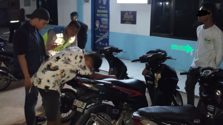 Empat sepedamotor knalpot Brong "dikandangkan" di Kantor Sat Lantas