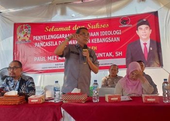 Anggota DPRD Medan Paul Mei Anton Simanjuntak saat penyebarluasan ideologi Pancasila dan Wawasan Kebangsaan (Wasbang) (Foto Ist)