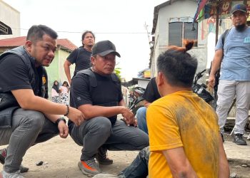 Barak narkoba di bantaran Rel Kereta Api Tembung yang merupakan jalur kereta api bandara digerebek dan tangkap tiga pelaku. (Foto Ist)