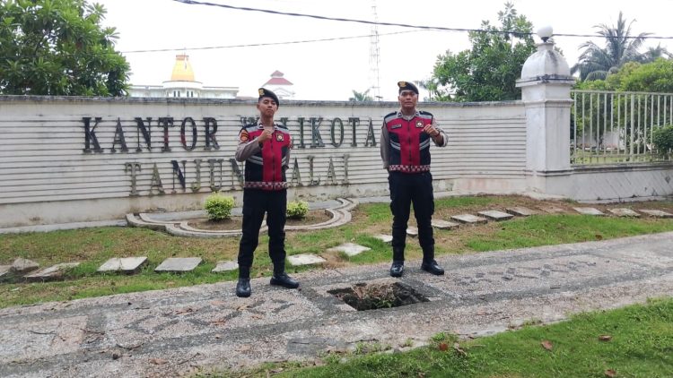 Personil Sat Samapta Polres Tanjungbalai Patroli Kota
