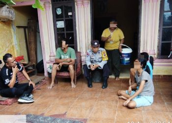 Personil piket Polsek Siantar Timur respon cepat mediasi pertengkaran keluarga di Jalan Sentosa Bawah