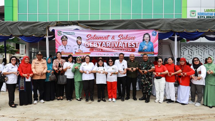 Ketua TP PKK Kota Pematangsiantar Ny Liswati Wesly Silalahi menghadiri dan meninjau langsung Gebyar IVA Test Kota Pematangsiantar Tahun 2026.